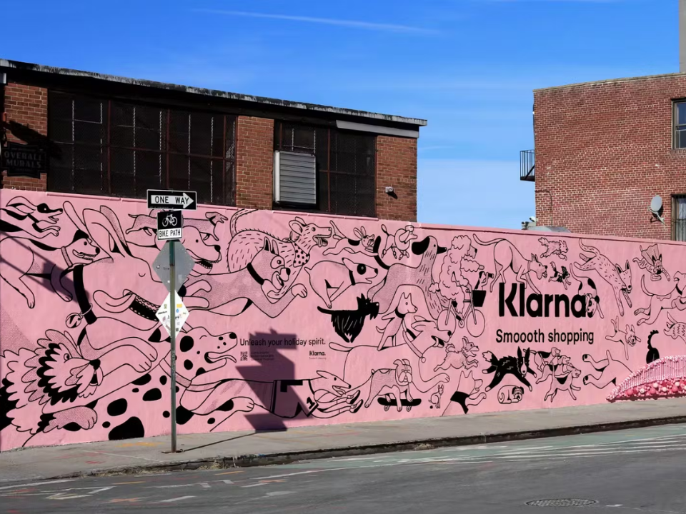 Klarna's mural advertising that exemplifies leveraging social media one of the Gen Z trends 